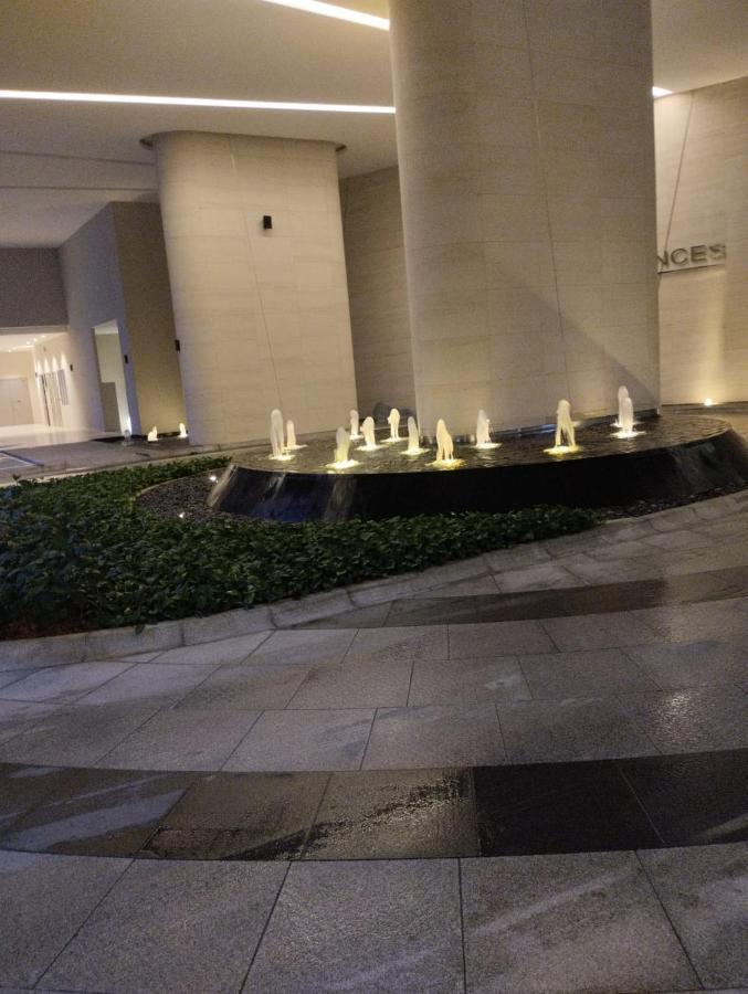 Eaton Residences Klcc By Luna Kuala Lumpur Exterior photo